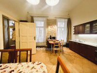 Eladó téglalakás, VI. kerületben 119.9 M Ft, 3 szobás