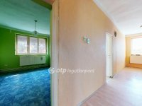 Eladó családi ház, Tiszaújvárosban 32.5 M Ft, 2 szobás