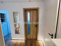 Eladó panellakás, III. kerületben 72 M Ft, 2 szobás