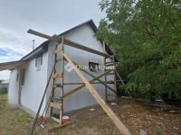 Eladó családi ház, Farmoson 22.9 M Ft, 1 szobás