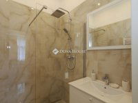 Eladó téglalakás, VIII. kerületben 186 M Ft, 3 szobás