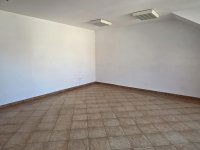 Kiadó iroda, Pécsett 350 E Ft / hó, 4+1 szobás