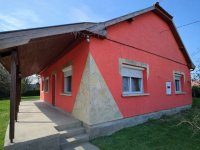 Eladó családi ház, Kunszentmiklóson 44.9 M Ft, 4 szobás