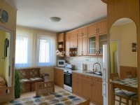 Kiadó téglalakás, albérlet, Pécsett 280 E Ft / hó, 3 szobás