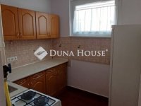 Eladó panellakás, IV. kerületben 82.9 M Ft, 3 szobás