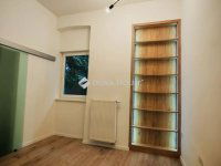 Eladó téglalakás, Pécsett 82.9 M Ft, 3 szobás