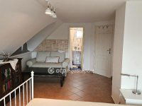 Eladó családi ház, Velencén 165 M Ft, 5 szobás