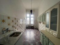 Eladó téglalakás, V. kerületben, Molnár utcában 210 M Ft