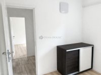 Eladó téglalakás, Szegeden 48.99 M Ft, 3 szobás