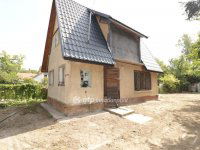 Eladó nyaraló, Dömsödön 65 M Ft, 3 szobás