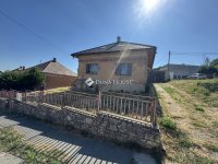 Eladó családi ház, Pécsváradon 50 M Ft, 2 szobás