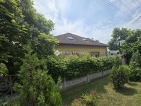 Eladó családi ház, Monoron 89.9 M Ft, 6 szobás