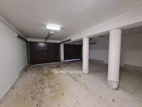 Eladó családi ház, XII. kerületben 549.9 M Ft, 9 szobás