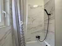 Eladó téglalakás, Veszprémben 69.9 M Ft, 2 szobás