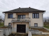 Eladó családi ház, Hevesen 29.9 M Ft, 2 szobás