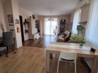Eladó családi ház, Sukorón 129.99 M Ft, 5 szobás