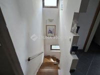 Eladó családi ház, XVI. kerületben 109.9 M Ft, 5 szobás