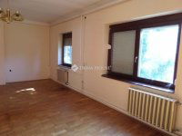 Eladó családi ház, Pécsett 120 M Ft, 5 szobás