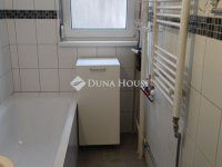Eladó téglalakás, Székesfehérvárott 59.8 M Ft, 3 szobás