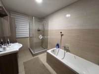 Eladó családi ház, Pécsváradon 139.99 M Ft, 7 szobás