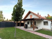 Eladó családi ház, Ócsán 94.99 M Ft, 6 szobás