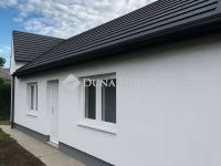 Eladó családi ház, Székesfehérvárott 70 M Ft, 3 szobás