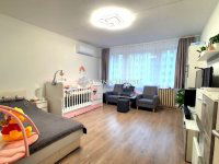 Eladó panellakás, X. kerületben 65 M Ft, 2 szobás