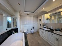 Eladó családi ház, Nyíregyházán 400 M Ft, 6 szobás