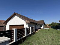 Eladó ikerház, Albertirsán 98 M Ft, 5 szobás