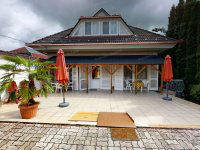 Eladó üzlethelyiség