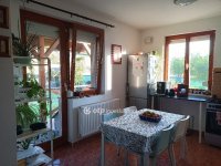 Eladó családi ház, Dányon 89.9 M Ft, 5 szobás