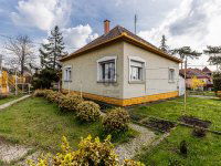 Eladó családi ház, Dunakeszin 95 M Ft, 3 szobás
