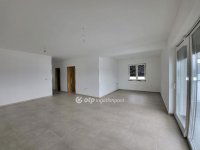 Eladó téglalakás, Siófokon 104.275 M Ft, 3 szobás