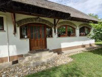 Eladó családi ház, Kecskeméten 350 M Ft, 7+1 szobás