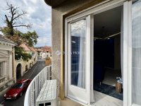 Eladó téglalakás, Pécsett 99.9 M Ft, 4 szobás