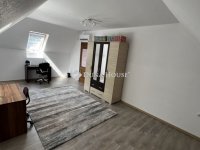 Eladó családi ház, XXII. kerületben 295 M Ft, 9 szobás