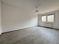 Eladó panellakás, III. kerületben 62.9 M Ft, 2 szobás