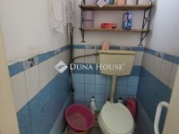 Eladó családi ház, Dunaalmáson 36 M Ft, 3 szobás