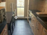 Eladó panellakás, Pécsett, Építők útján 57 M Ft, 2 szobás