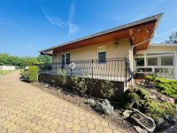 Eladó családi ház, Pócsmegyeren 139 M Ft, 3 szobás