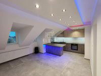 Eladó téglalakás, Baján 57.5 M Ft, 3 szobás