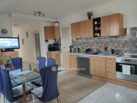 Eladó ikerház, Szigethalmon 89.9 M Ft, 4 szobás