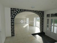 Eladó üzlethelyiség, Zalaszentivánon 130 M Ft, 2 szobás