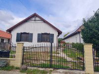 Eladó családi ház, Gyúrón 88 M Ft, 5 szobás