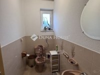 Eladó családi ház, Vecsésen 149.99 M Ft, 5 szobás