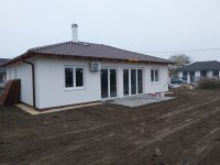 Eladó családi ház