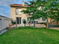 Eladó ikerház, Nyíregyházán 155 M Ft, 5 szobás