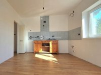 Eladó családi ház, Gyenesdiáson 128 M Ft, 5 szobás