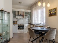 Eladó téglalakás, I. kerületben, Hattyú utcában 135 M Ft