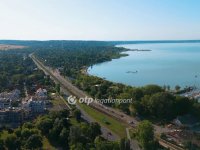 Eladó téglalakás, Balatonkenesén 105 M Ft, 3 szobás